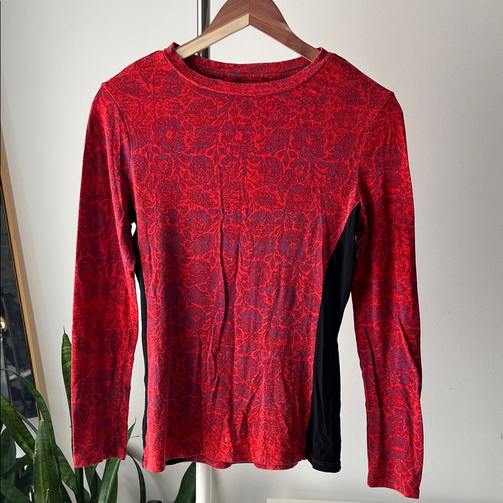 Narciso Rodriguez Red and Black Knit Top S